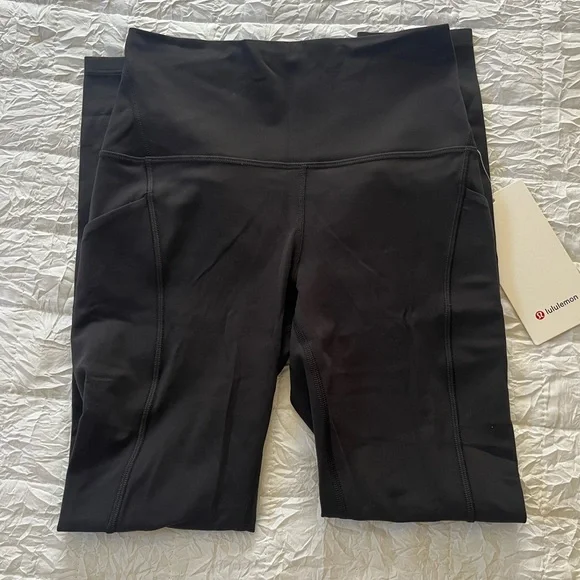 NWT Lululemon Align Leggings with Pockets 🍋 - Picture 4 of 10